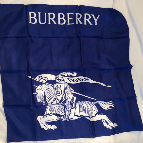 Burberry Equestrian Knight silk scarf - Picture 6 of 14